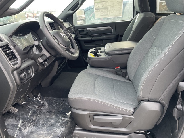 2024 Ram 2500 Tradesman photo 4