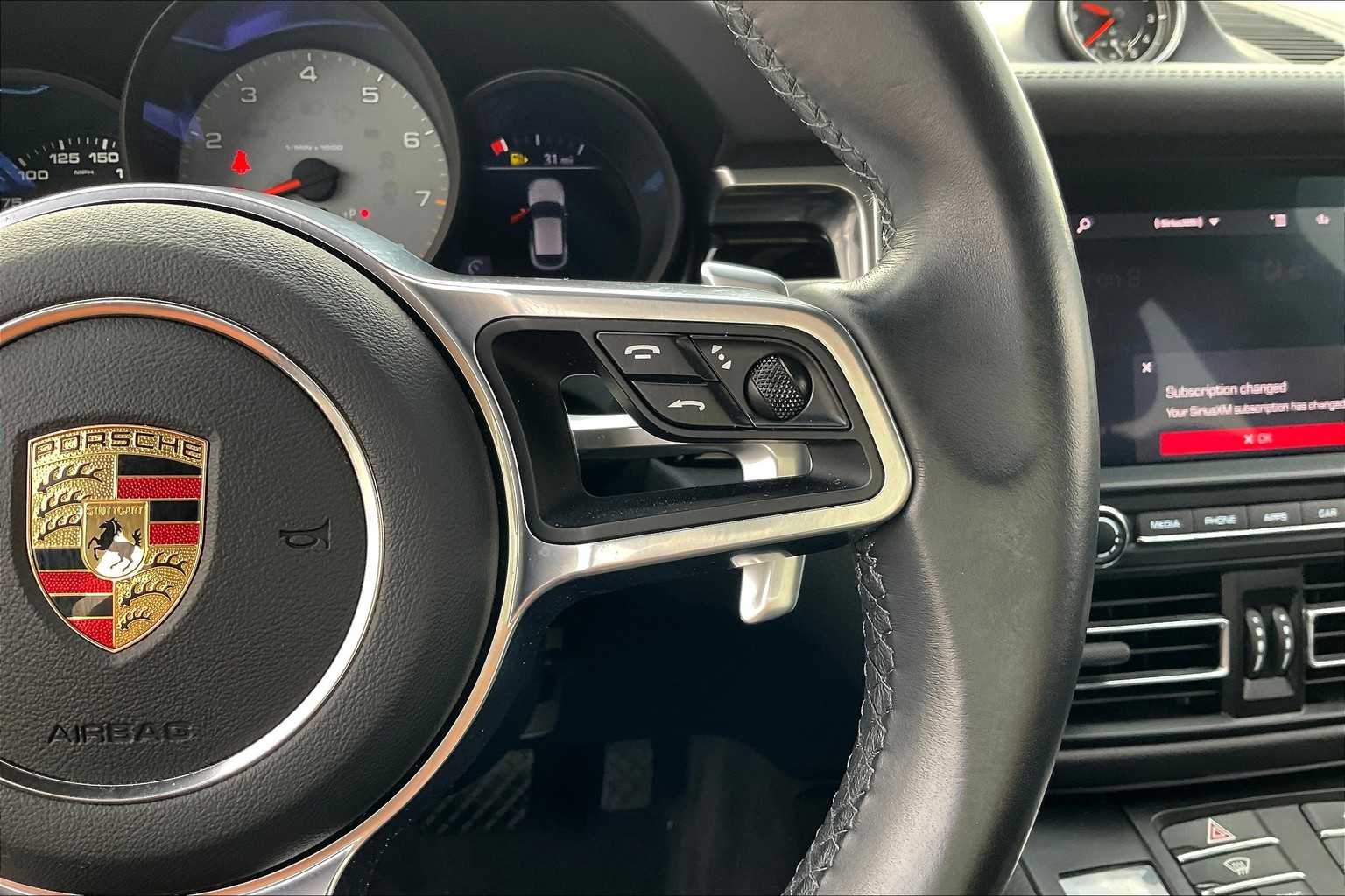 2021 Porsche Macan S photo 22