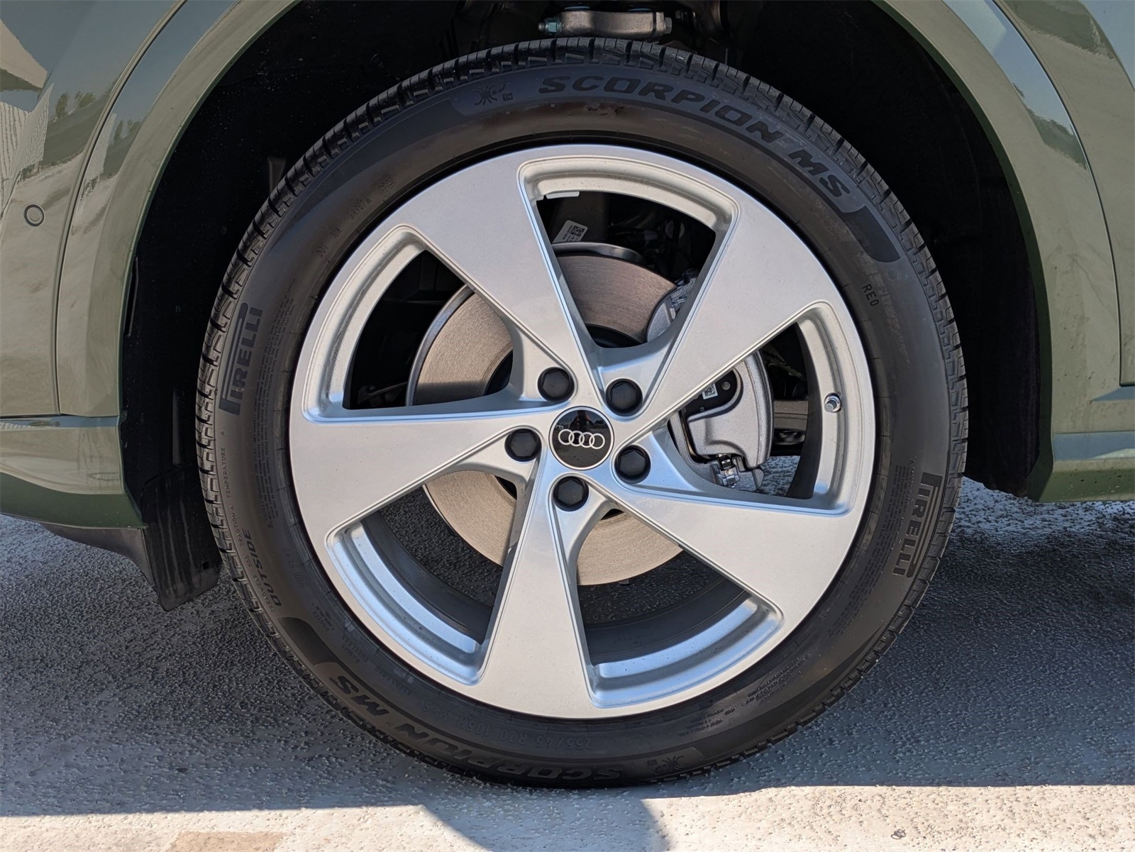 2025 Audi Q5 Premium Plus photo 13