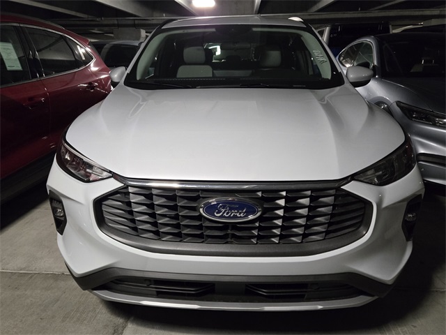 2025 Ford Escape Plug-In Hybrid Base photo 3