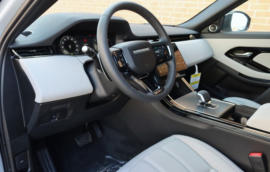 2026 LAND ROVER RANGE ROVER EVOQUE - Image 14