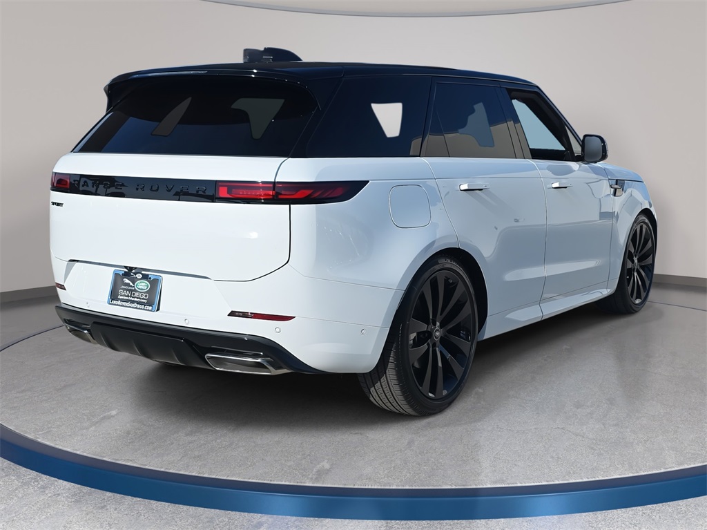 2025 Land Rover Range Rover Sport SE photo 4