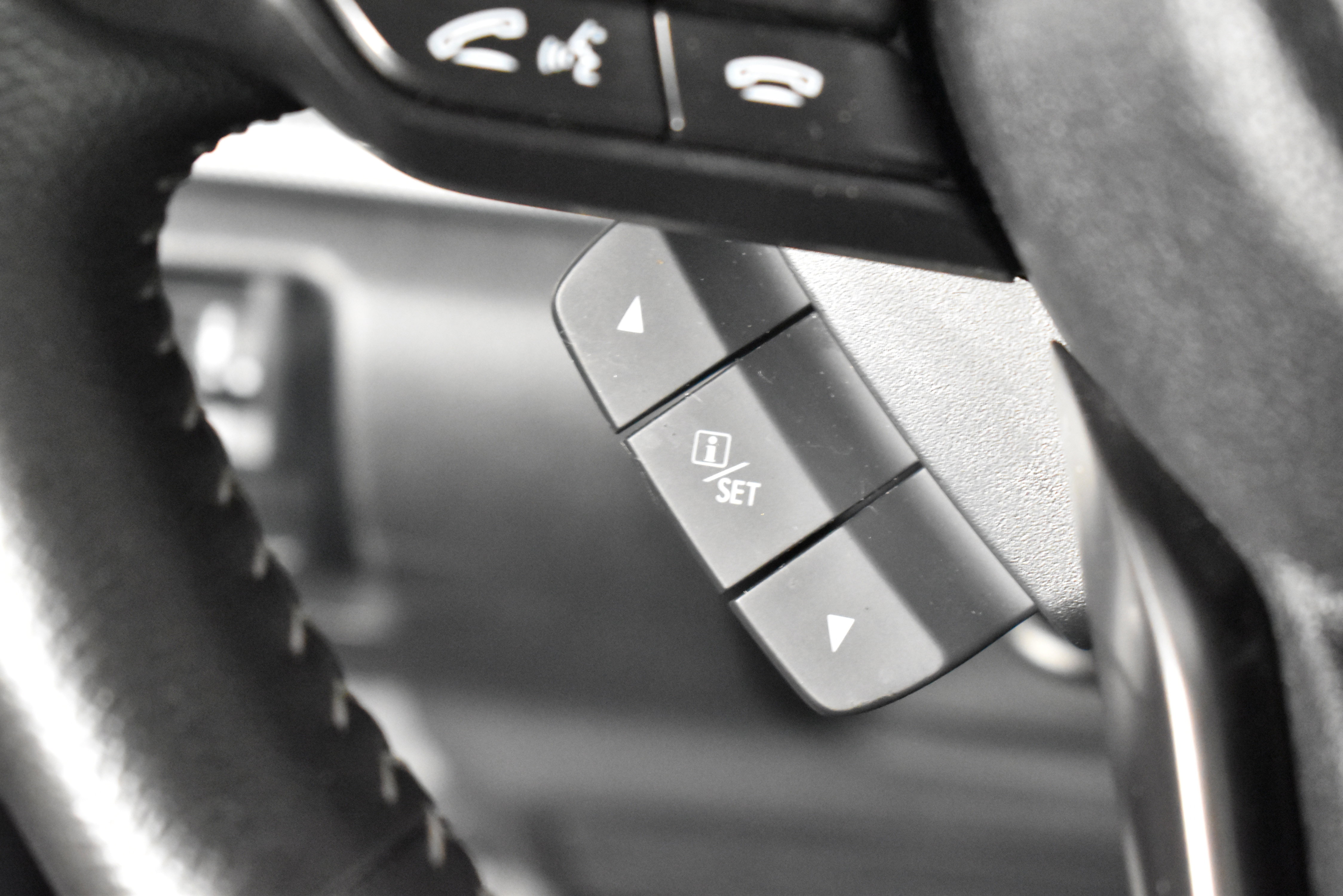 2020 Subaru Forester Limited photo 4