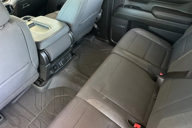 2024 Chevrolet Silverado 1500 RST photo 12