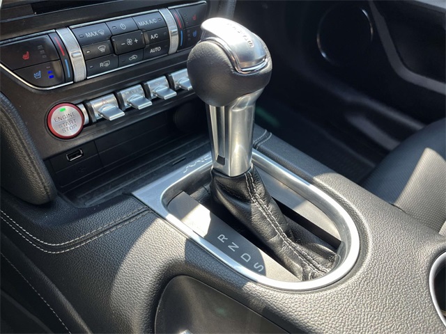 2022 Ford Mustang Mach 1 photo 29