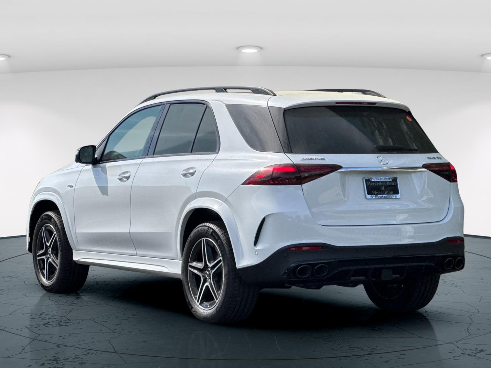 2025 Mercedes Benz GLE 53 AMG 4MATIC photo 4