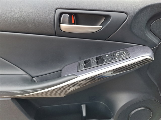2020 Lexus IS 300 F SPORT photo 12