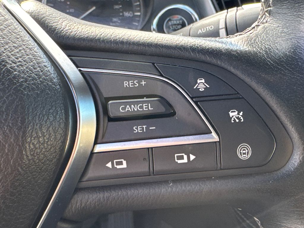 2021 Infiniti Q60 3.0t Luxe photo 23