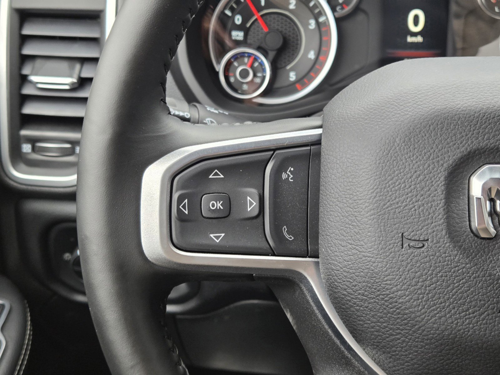 2024 Ram 2500 Big Horn photo 29