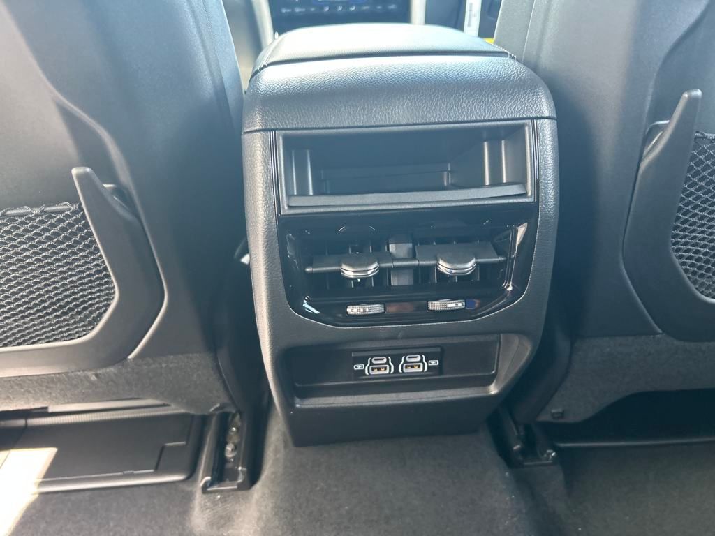 2025 Jeep Grand Cherokee Laredo photo 21