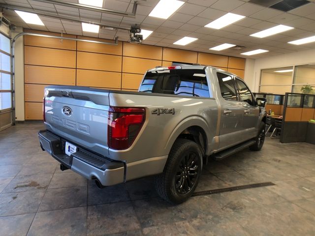 2025 Ford F-150 XLT photo 3