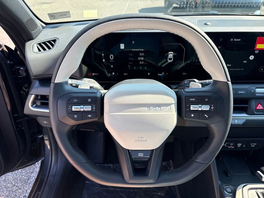 2025 Kia K4 GT-Line photo 15