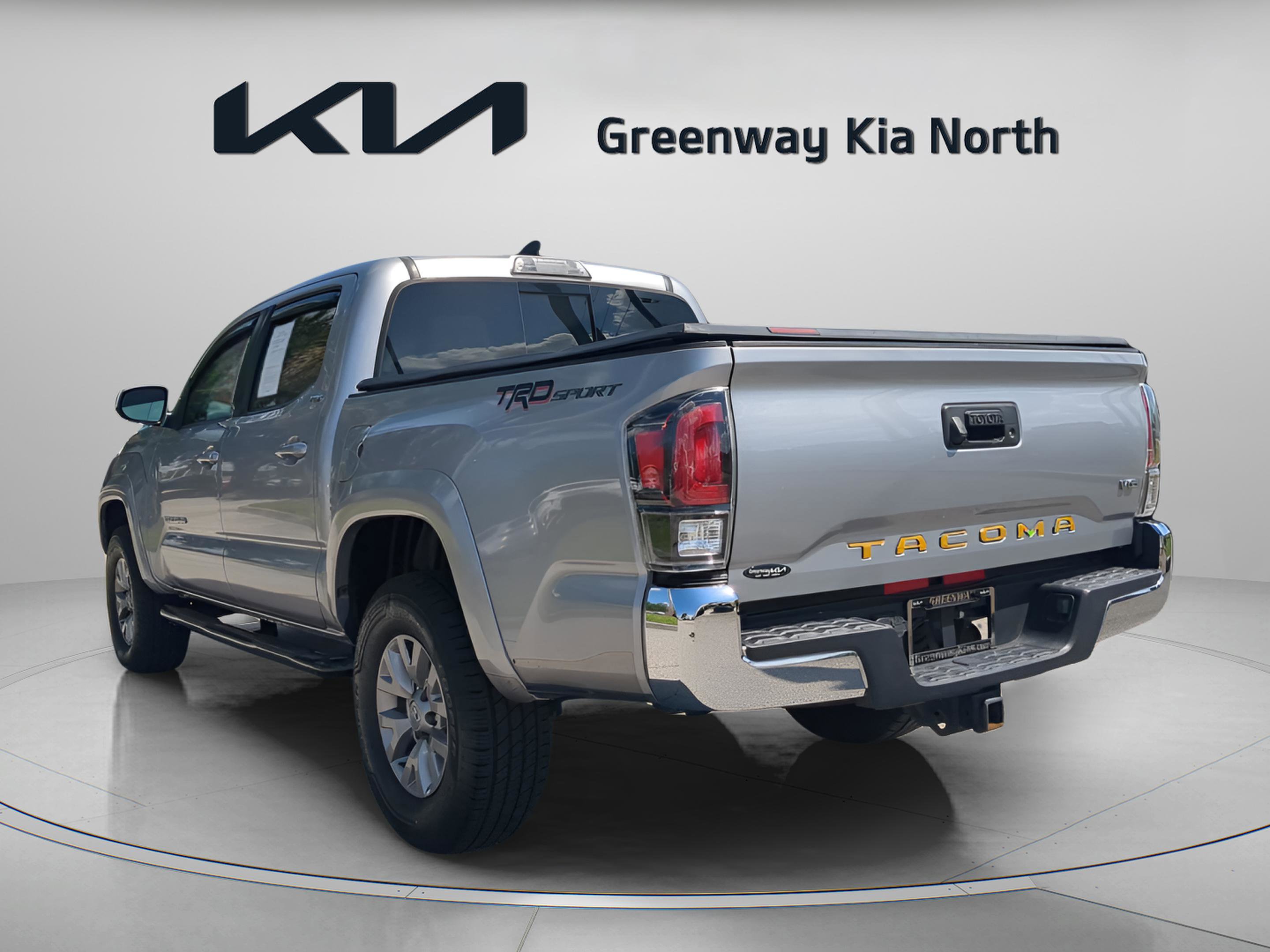 2019 Toyota Tacoma SR5 photo 4