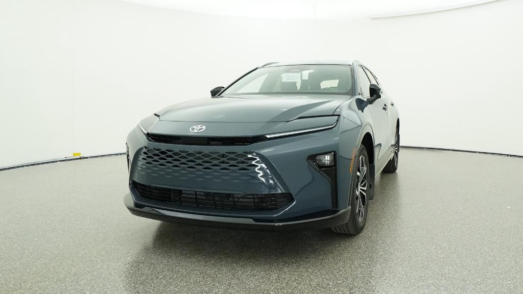 2025 Toyota Crown Signia XLE photo 4