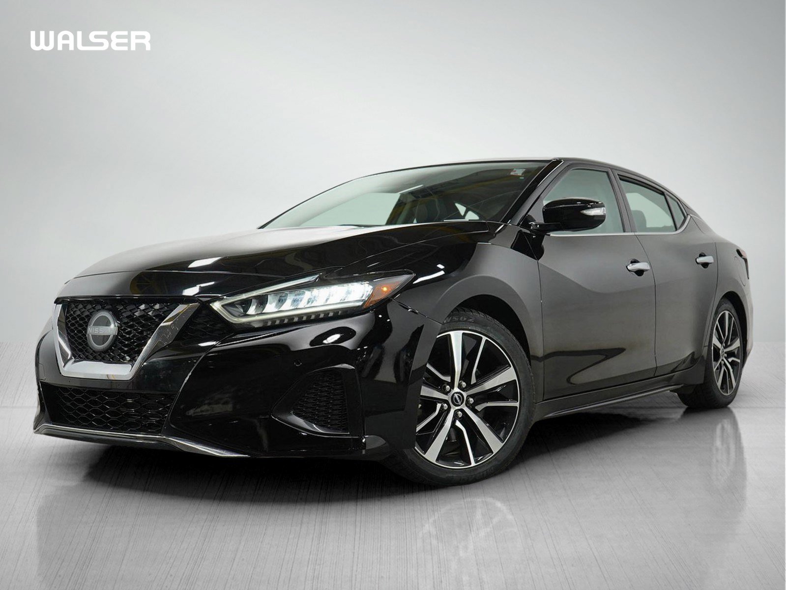 2023 Nissan Maxima SL's photo