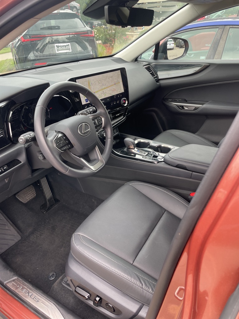 2025 Lexus NX 350 Premium photo 6