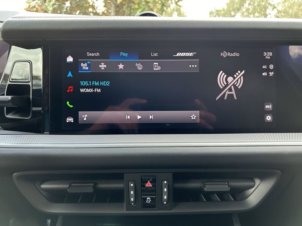 2025 Porsche Cayenne Coupe Base photo 20