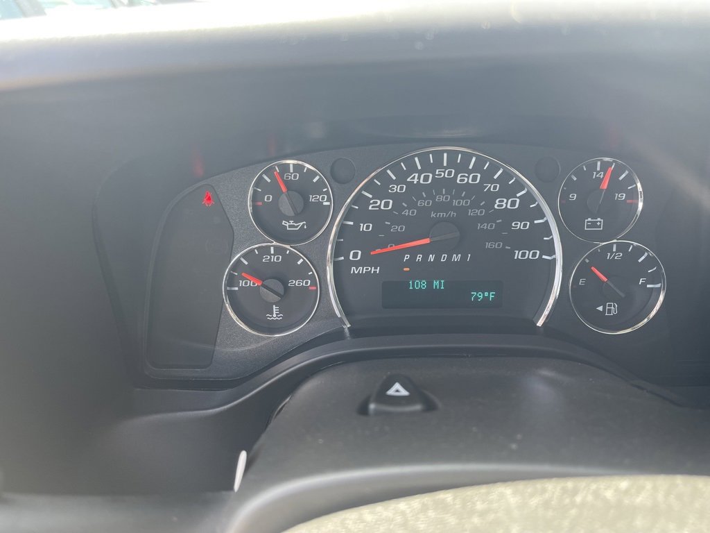 2025 Chevrolet Express Cutaway 3500 photo 14