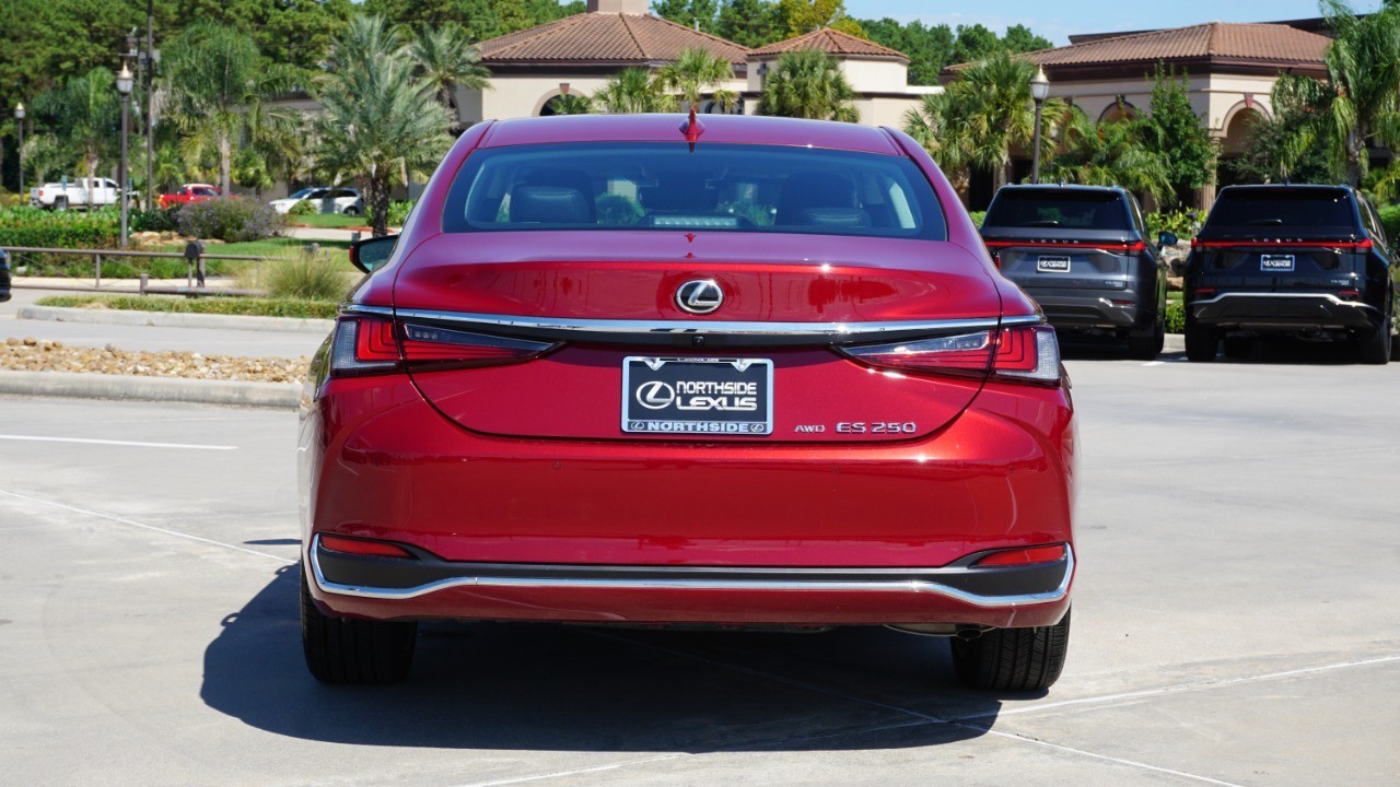 2024 Lexus ES 250 Premium photo 5