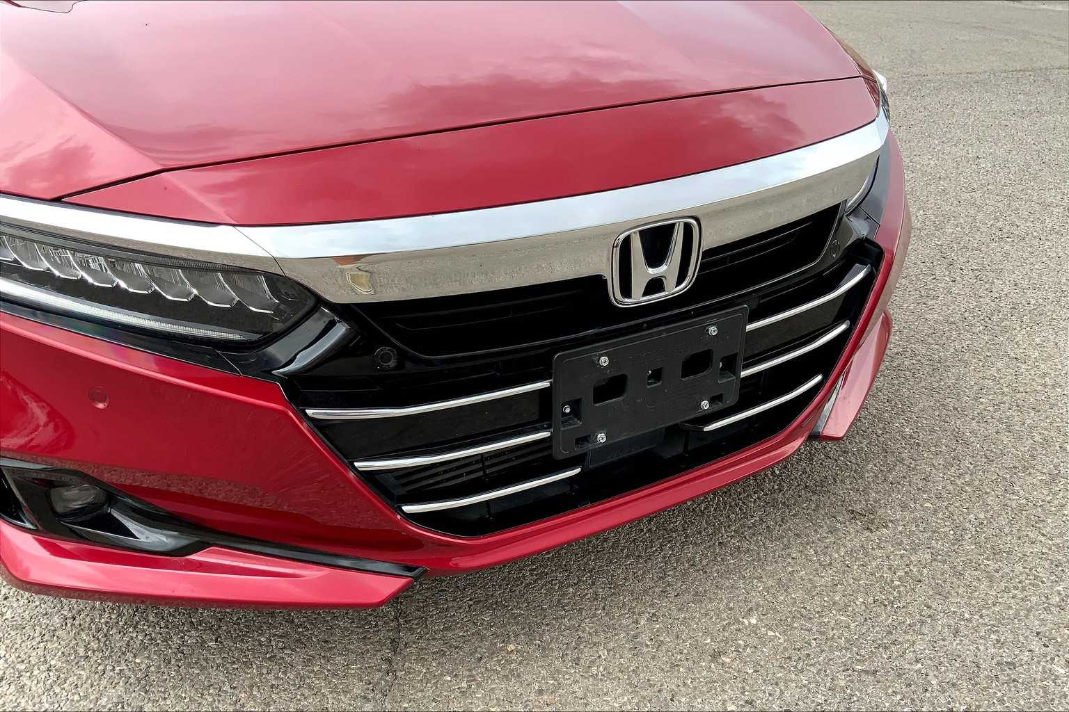 2022 Honda Accord Touring photo 28