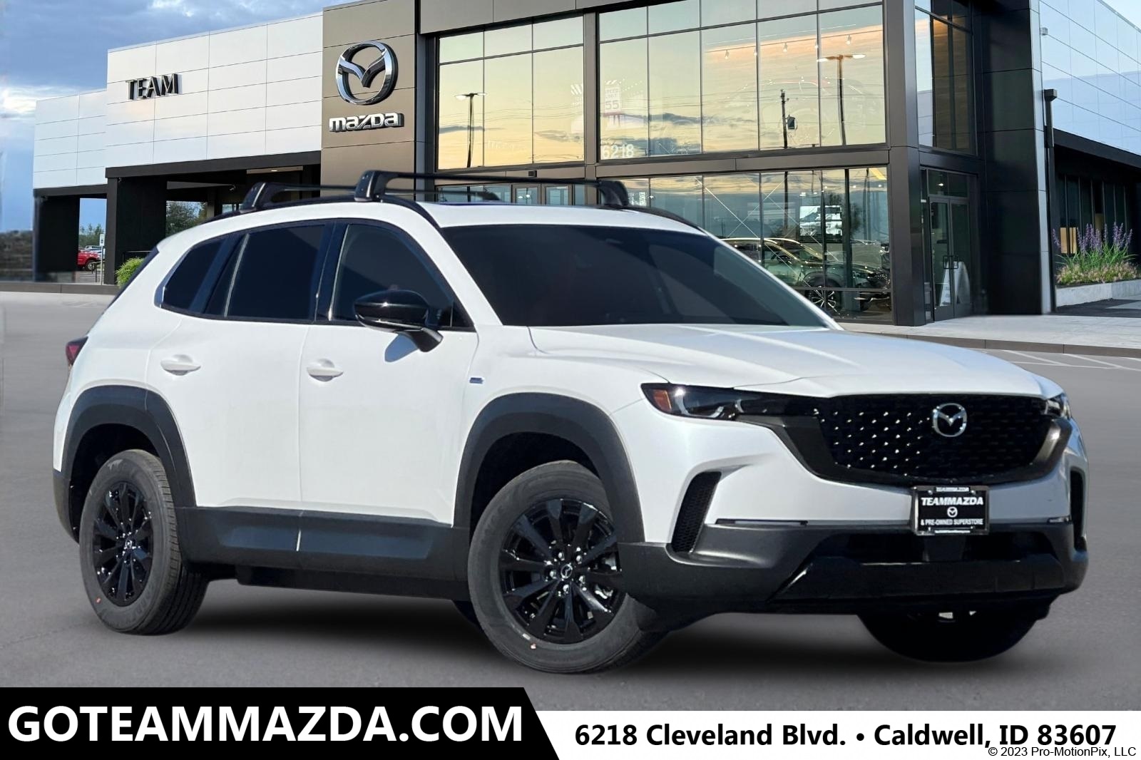 2025 Mazda CX-50 Premium's photo