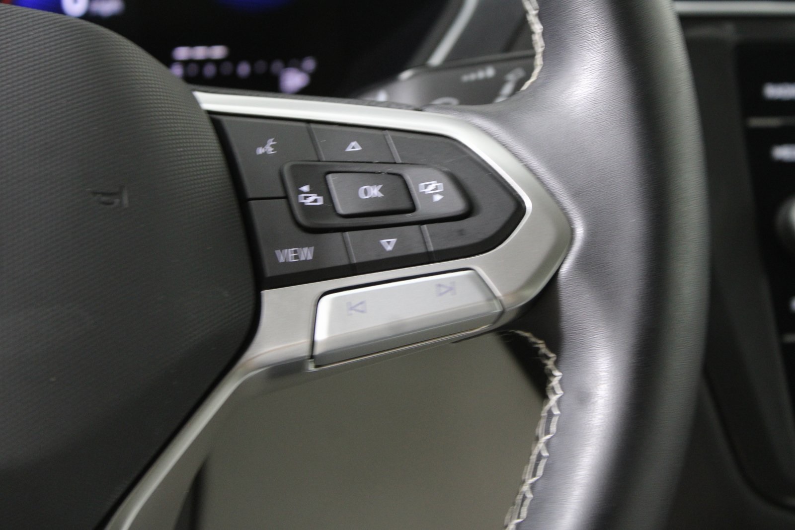 2023 Volkswagen Tiguan SE photo 26