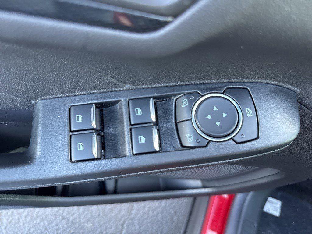 2025 Ford Escape ST-Line photo 24