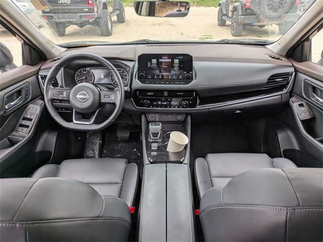 2023 Nissan Rogue SL photo 12