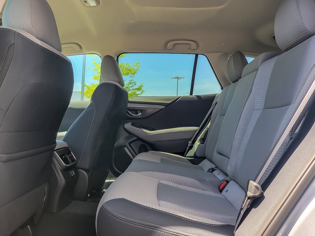2025 SUBARU OUTBACK - Image 8