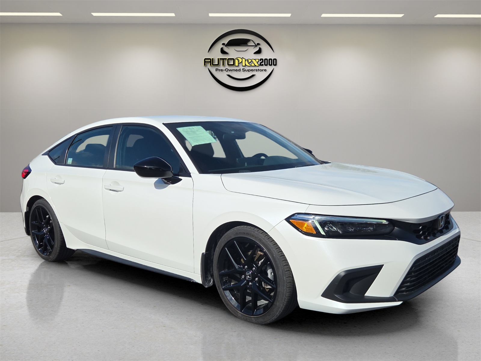 2024 Honda Civic Hatchback Sport's photo