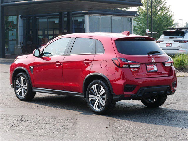 2024 Mitsubishi Outlander Sport ES photo 2