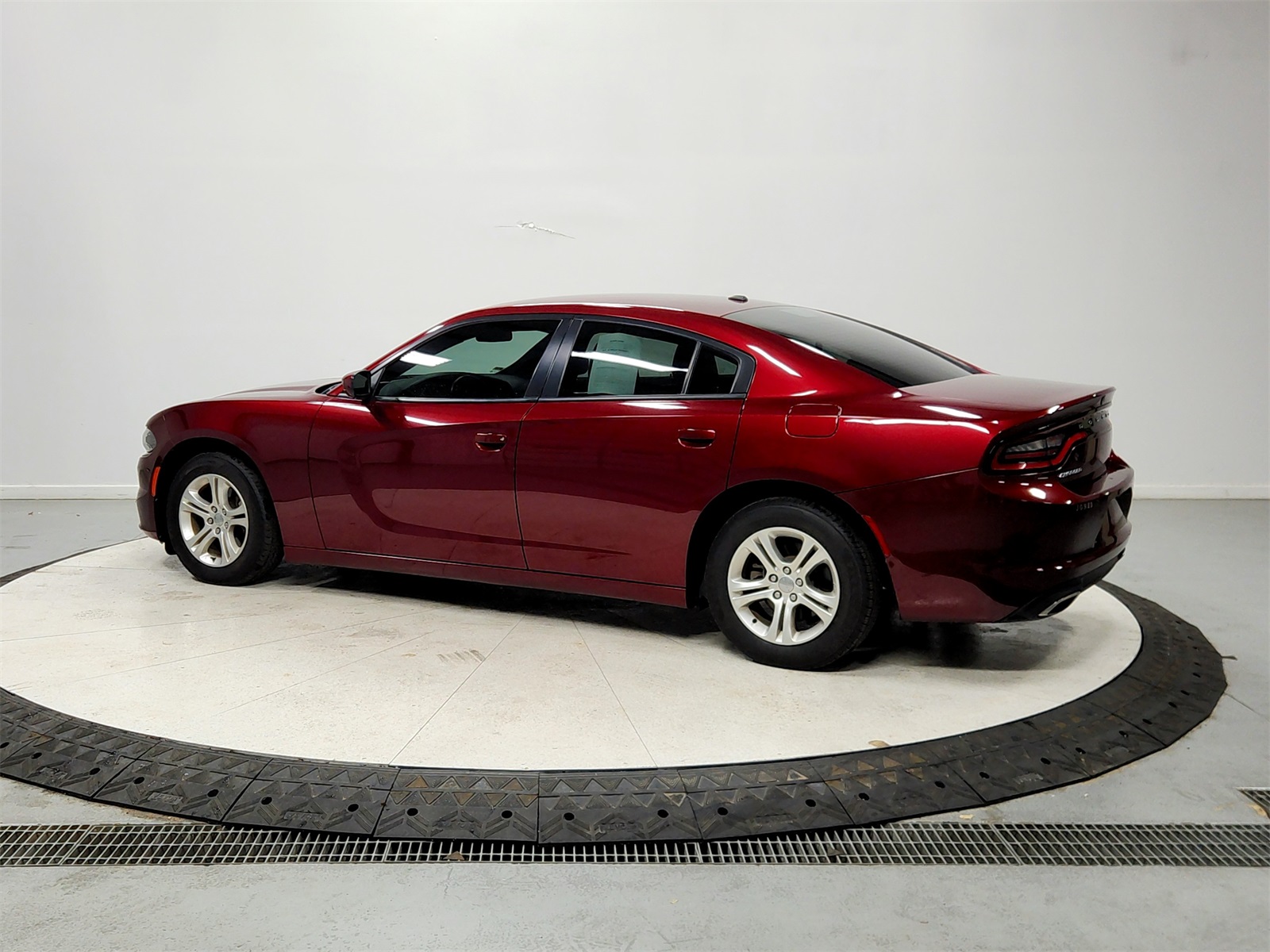 2021 Dodge Charger SXT photo 4