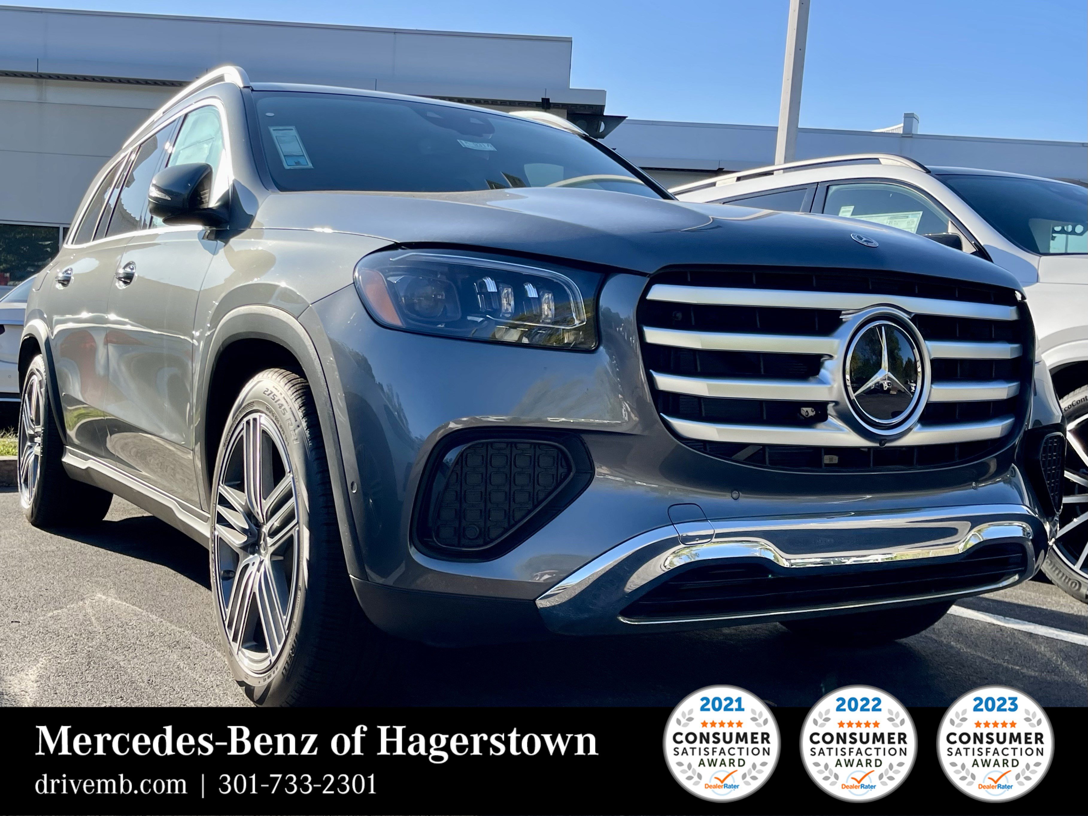 2025 Mercedes-Benz GLS Base's photo