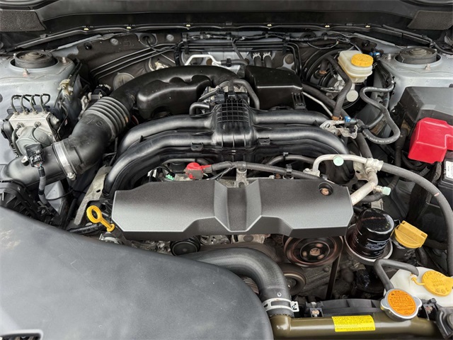 2014 Subaru Forester 2.5i photo 12