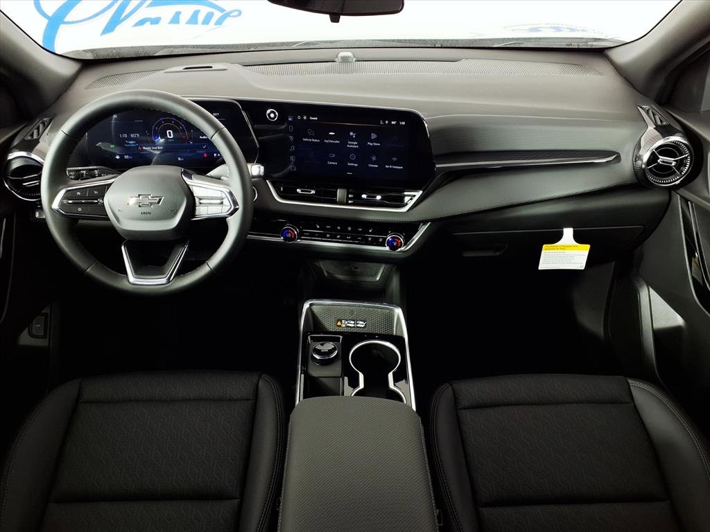 2026 Chevrolet Equinox LT photo 3