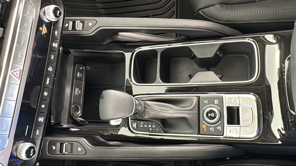 2025 Kia Telluride EX photo 29