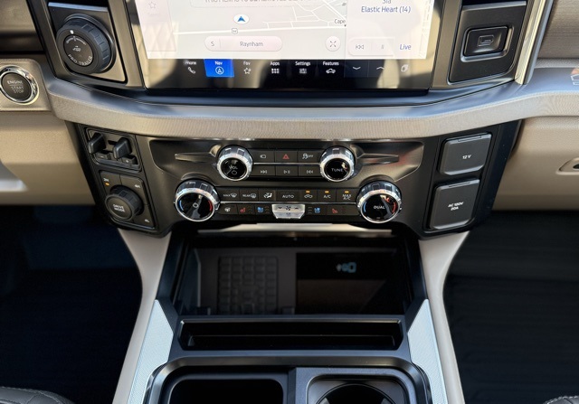 2026 Ford F-350 photo 24