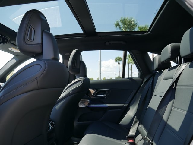 2026 Mercedes Benz GLC 300 photo 19
