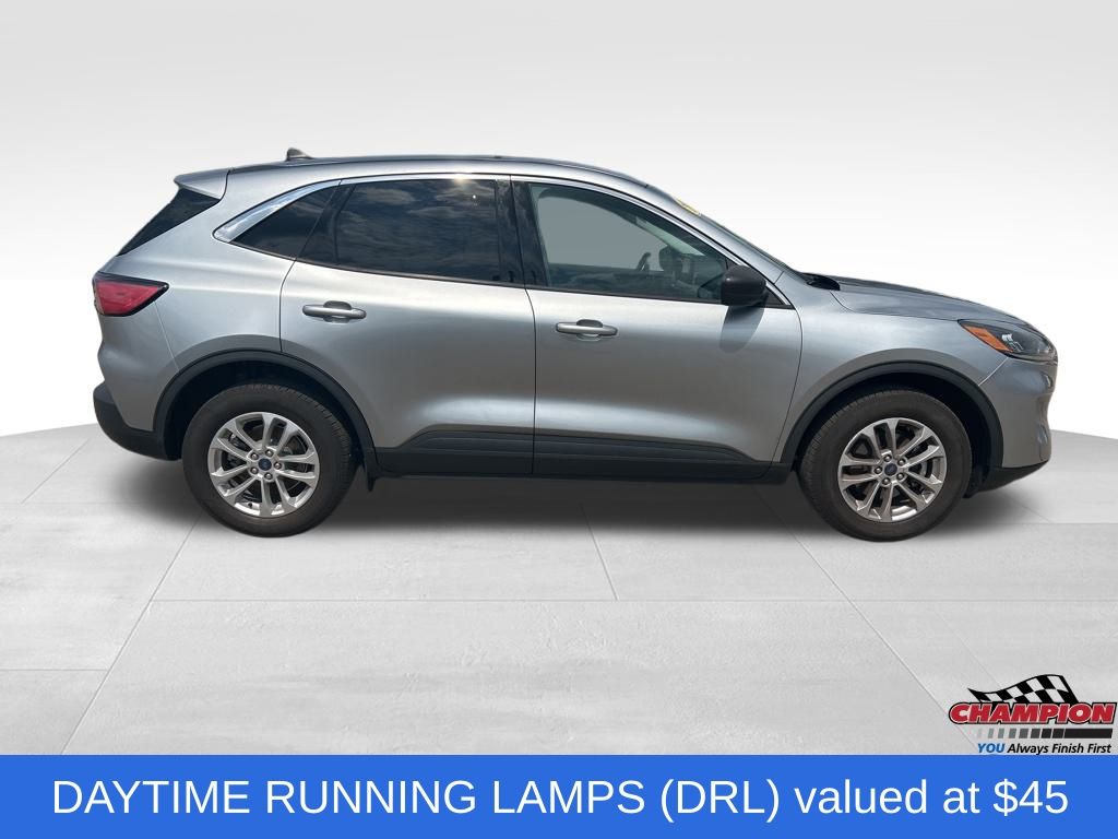 2022 Ford Escape SE photo 6