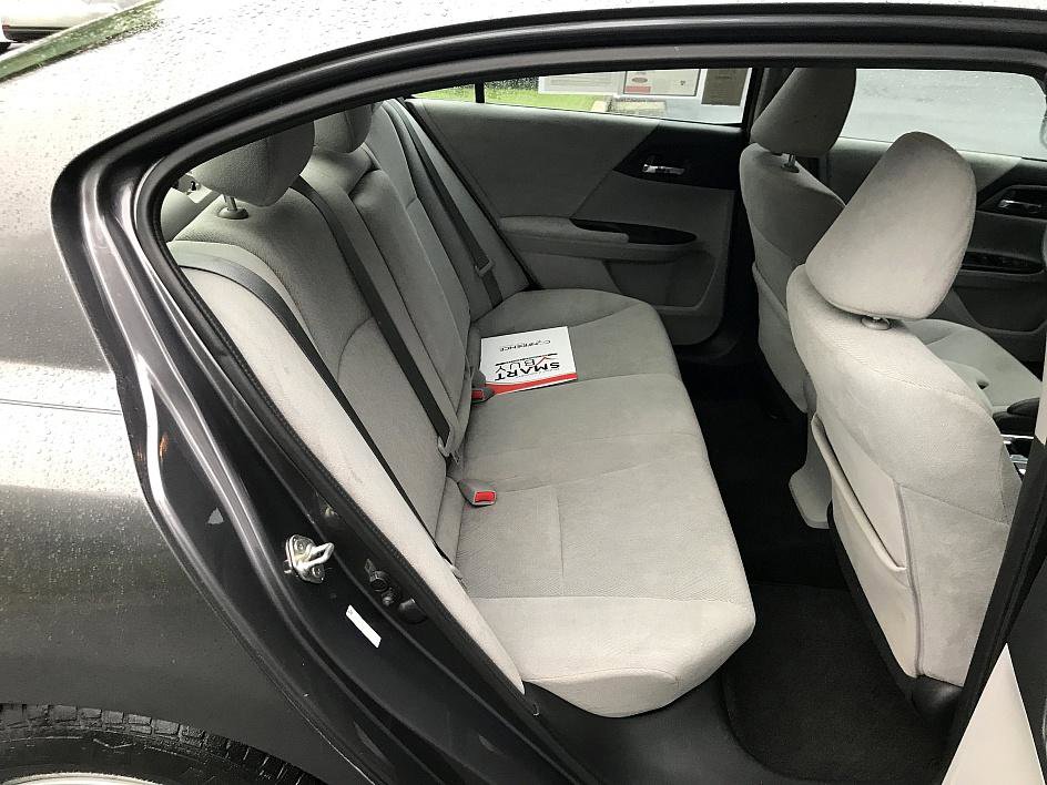 2013 Honda Accord LX photo 13