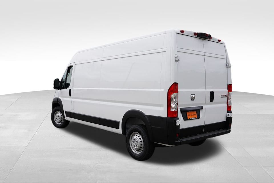 2025 Ram ProMaster 2500 photo 2