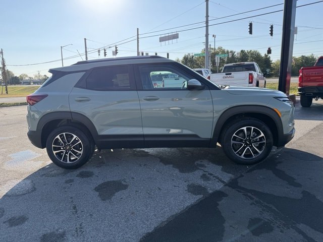 2026 Chevrolet Trailblazer LT photo 4