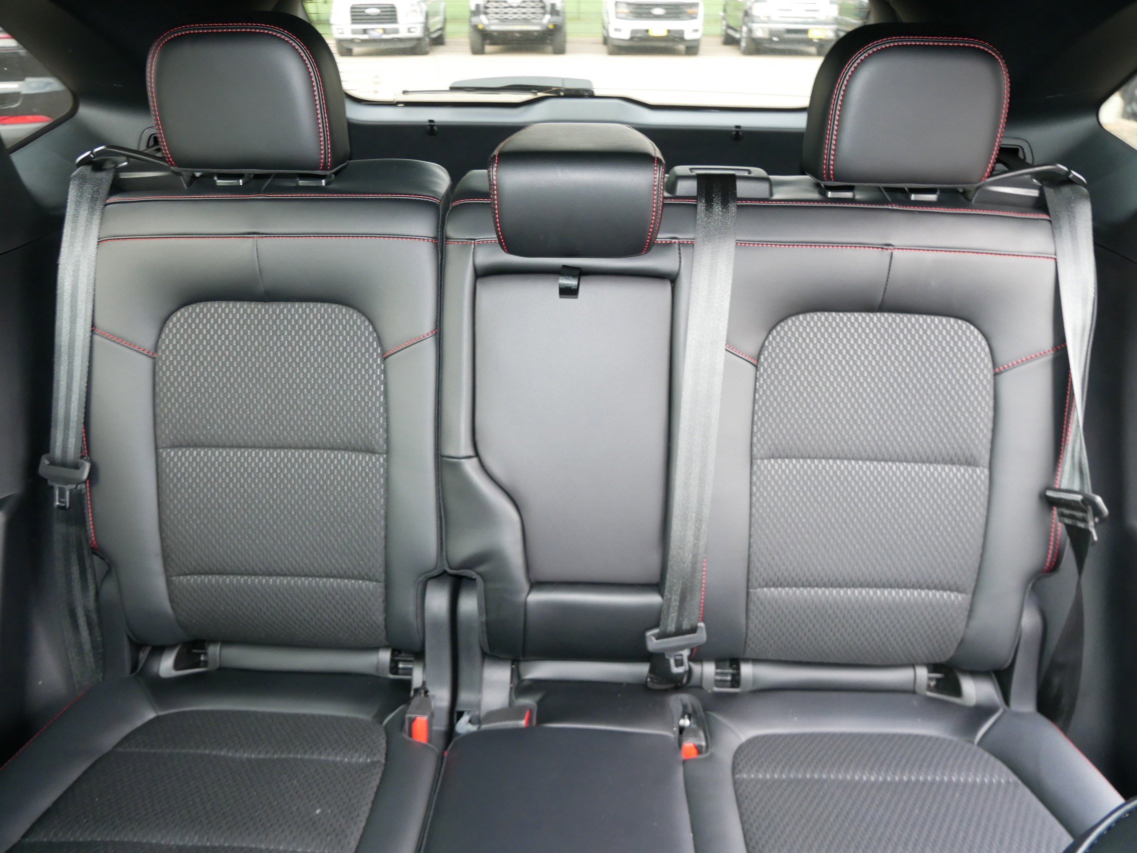 2025 Ford Escape ST-Line Select photo 13