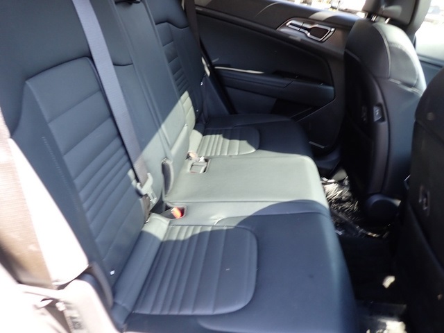 2023 Kia Sportage Hybrid photo 12