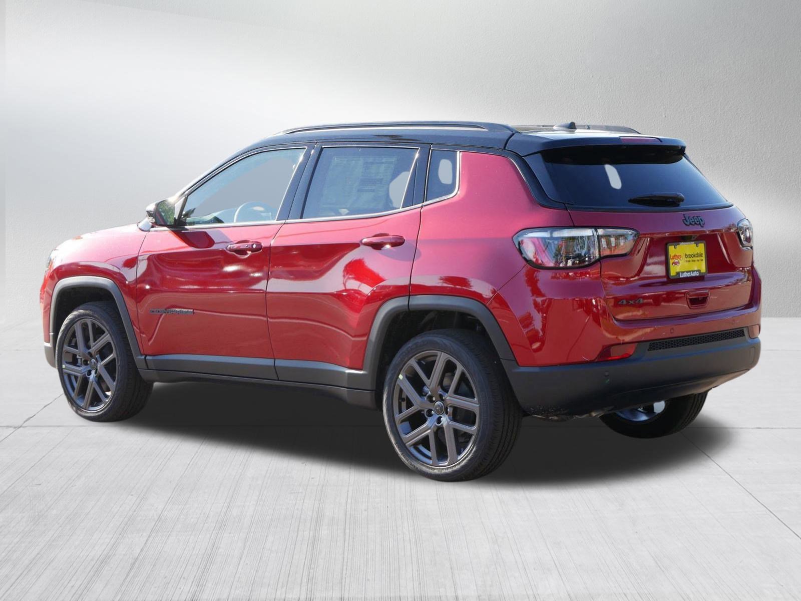 2026 Jeep Compass Limited Altitude photo 3