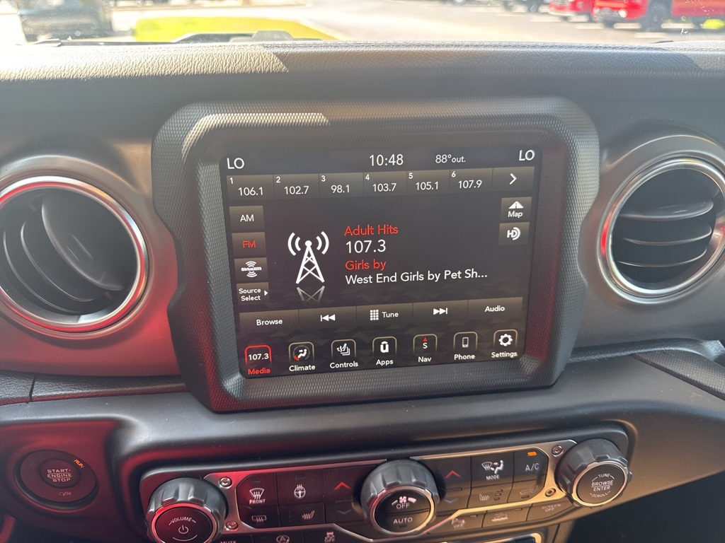 2022 Jeep Wrangler Unlimited Rubicon photo 26