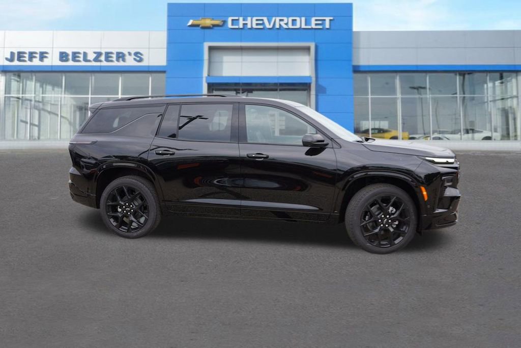 2026 Chevrolet Traverse RS photo 2