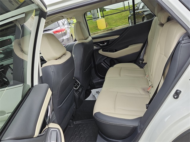 2020 Subaru Outback Limited photo 7
