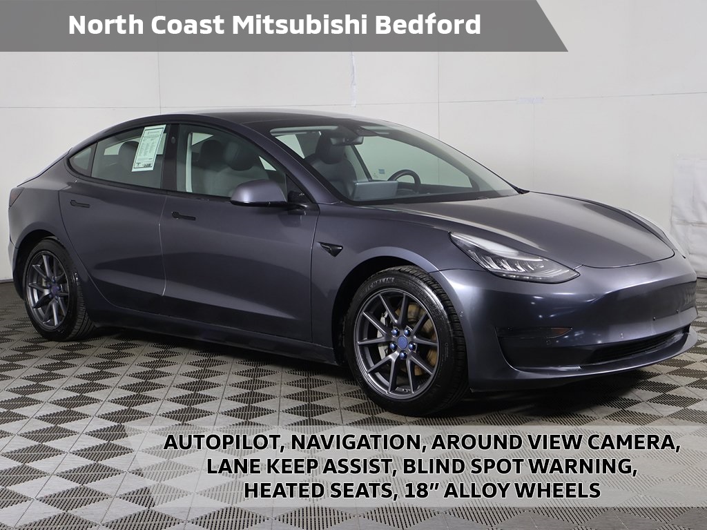 2021 Tesla Model 3 Base's photo