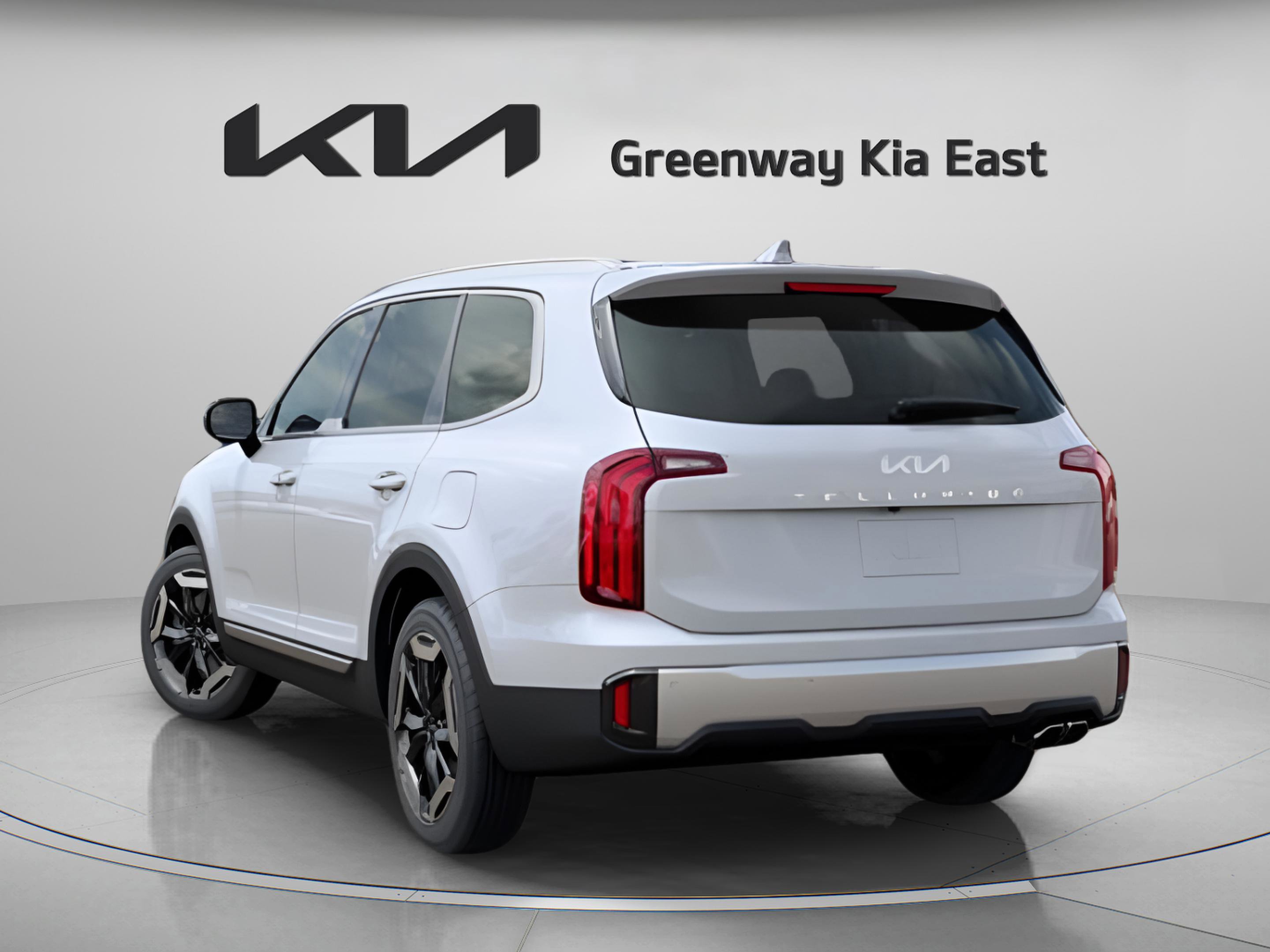 2025 Kia Telluride S photo 5